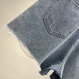 quan-short-jean-rach-hinh-stitch-hang-disney-xuat-xin-cho-be-teen-va-me