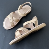 sandals-dan-day-quai-dan-hang-hush-puppies-xuat-cho-be