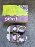 sandals-tim-co-den-hinh-stitch-hang-disney-xuat-cho-be