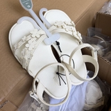 sandals-trang-hoa-quai-dan-hang-lefties-xuat-cho-be