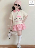 set-ao-thun-polo-hinh-hello-kitty-kem-chan-vay-tang-hong-no-cham-bi-cho-be