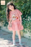 set-ao-thun-kem-chan-vay-hong-phan-hinh-babythree