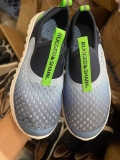 slip-on-rugged-shark-xuat-xin-cho-be