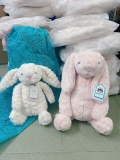 tho-bong-jellycat-xuat-xin-cho-be-iu