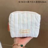 tui-trang-dung-my-pham-clarins