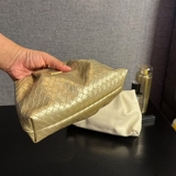 tui-dung-my-pham-hang-shiseido-cho-nu