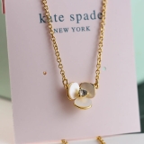 bong-tai-vong-co-hoa-hang-kate-spade-xuat