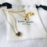 vong-co-trai-tim-do-hang-kate-spade-xuat-cho-nu
