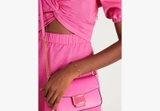 vong-tay-buom-hang-kate-spade-xuat-cho-nu