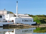 Bowmore Nồng Nàn Giữa Khói Than Bùn Và Vị Mặn Của Biển