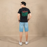 ÁO THUN NAM CỔ TRÒN TAY NGẮN XUẤT HÀN HÌNH IN SAU LƯNG MÀU ĐEN AT4503H2