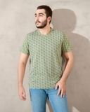 ÁO THUN NAM CỔ TRÒN TAY NGẮN XUẤT MỸ HỌA TIẾT GEOMETRIC MÀU XANH LÁ 21110L-2