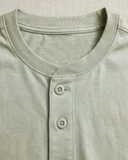 ÁO THUN NAM TAY NGẮN CỔ HENLEY XUẤT MỸ MÀU XANH RÊU AT60311N3