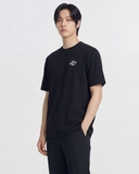 ÁO THUN UNISEX CỔ TRÒN TAY NGẮN MÀU ĐEN IN HÌNH SAU LƯNG AT60609N6
