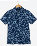 ÁO SƠ MI NAM TAY NGẮN VẢI LINEN HỌA TIẾT LÁ CÂY MÀU XANH NAVY SM60704D7