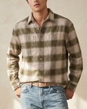 ÁO SƠ MI NAM PHOM RELAXED TAY DÀI VẢI NỈ FLANEL HỌA TIẾT CA RÔ MÀU RÊU SM6A05N3