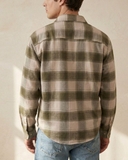 ÁO SƠ MI NAM PHOM RELAXED TAY DÀI VẢI NỈ FLANEL HỌA TIẾT CA RÔ MÀU RÊU SM6A05N3