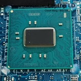 Card VGA rời AMD Radeon RX Vega M trên main Dell XPS 15 9575