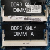 Khe RAM trên mainboard Dell XPS 15Z cho phép nâng cấp dung lượng bộ nhớ
