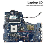 Mặt trước bo mạch chủ Toshiba Satellite P750 hiển thị chipset và linh kiện