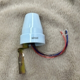 Công tắc cảm biến ánh sáng lắp nổi ngoài trời kín nước 10A Siron SR-LS332