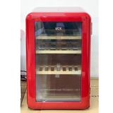 Tủ rượu vang HCK màu đỏ 22 chai có mặt kính (dung tích 70L)