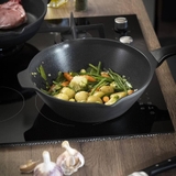 Chảo sâu lòng Tefal Robusto 28cm đúc nguyên khối