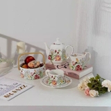 Bộ Sứ Cao Cấp Hoa Mùa Xuân Vintage (bộ gồm: Tách trà, đĩa lót tách trà + giỏ sứ + cốc sứ + ấm trà sứ)