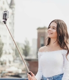 Gậy chụp ảnh tự sướng không dây Fresh 'n Rebel Wireless Selfie Stick