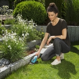 Máy cắt cỏ cầm tay Gardena chạy pin 09858-20