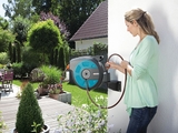 Bộ vòi tưới cây treo tường dây cuốn tự động 15m Gardena 08022-20