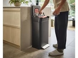 Thùng rác tự động Joseph Joseph 30146, 30 Lít