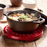 Lót nồi Staub 1601006 Lily Trivet, 23 cm, Cherry