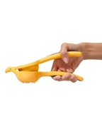 Dụng cụ ép chanh Oxo