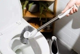 Cọ toilet Simplehuman