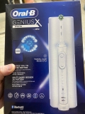 Bàn chải đánh răng điện Oral-B GENIUS X Rose Gold