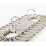 Móc treo đồ nhỏ hình cánh hoa Joseph Joseph 50052 Petal Small Items Hanger (Holds 32 pcs)