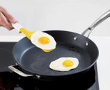 Xẻng lật silicon Joseph Joseph 20122 Elevate Egg (Yellow)