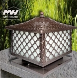 Đèn Trụ Cổng Nâu Sương Pha