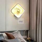 Đèn tường LED 3D hươu vàng