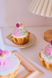 Nến thơm hình bánh cupcake waffle mâm xôi