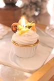 Nến thơm hình bánh cupcake trắng