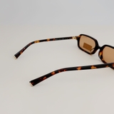 Kính M/iu M/iu Regard - SMU11Z