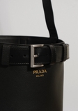 Túi P/ra/da Buckle Bucket