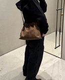 Túi LW Medium Flamenco Clutch - Grained Nubuck