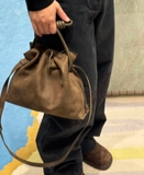 Túi LW Medium Flamenco Clutch - Grained Nubuck