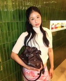 Túi LW x Louis Wain Cats Flamenco Clutch