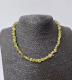 Vòng cổ đá Peridot thô tự nhiên