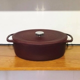 Nồi gang Springlane Clara oval 33 cm (hàng sale do hộp xấu)