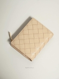 Ví BV Small Intrecciato Bi-fold Zip Wallet